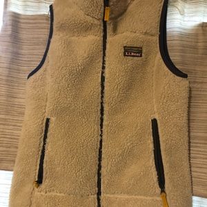 LL Bean Mountain Pile Vest